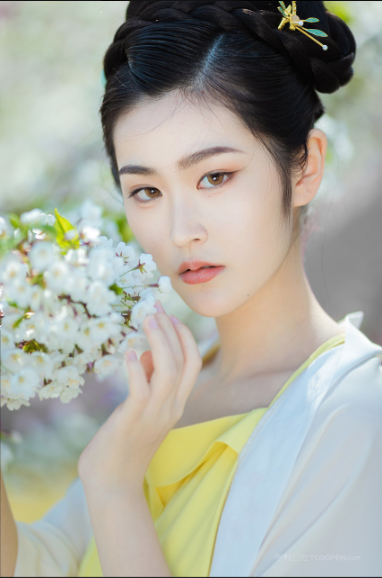 古典素雅的清純古風(fēng)美女